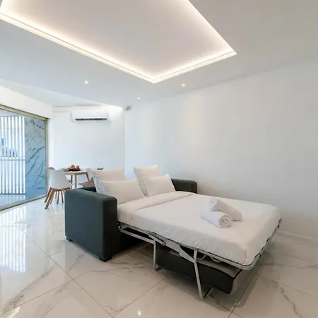 1-bd With Terrace - Mere Steps From The Cannes